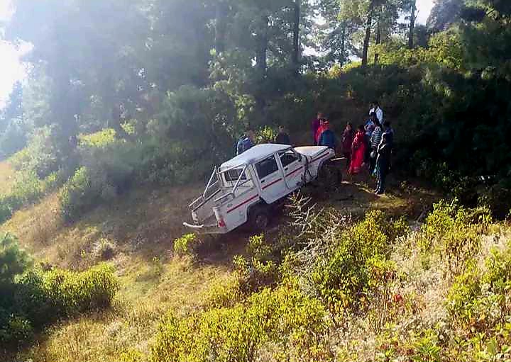 दोलखामा बोलेरो दुर्घटना हुँदा एक युवकको मृत्यु, घाईतेमध्ये ५ जना काठमाण्डौं रिफर 